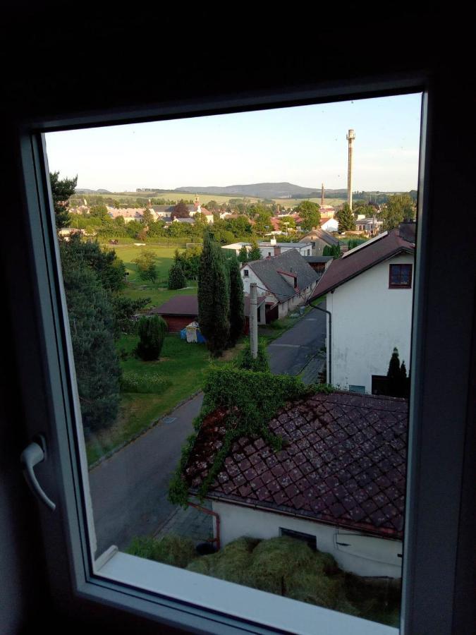 Apartman Police Nad Metuji Apartman Kültér fotó