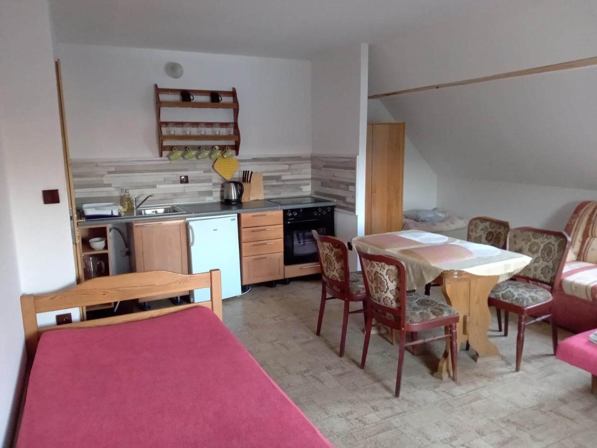 Apartman Police Nad Metuji Apartman Kültér fotó